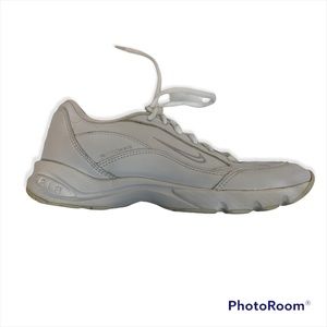 Vintage 2000 Nike Air Nikewalk Sneakers Walking Shoes Women's Size 10 White